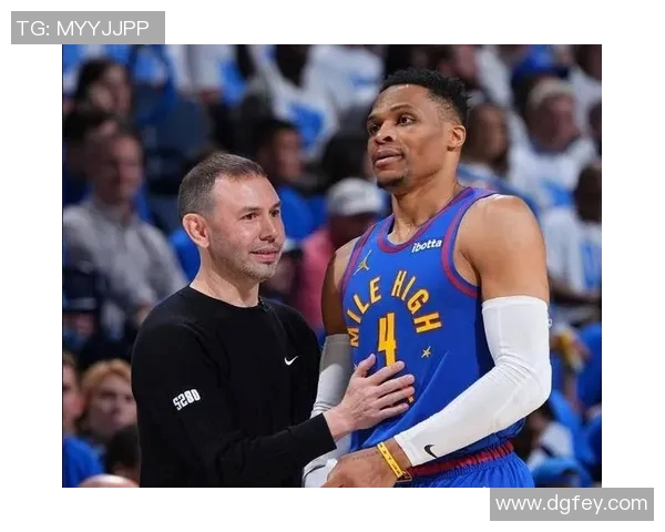 4月10日NBA焦点战掘金迎战雷霆双方争夺季后赛席位的关键对决